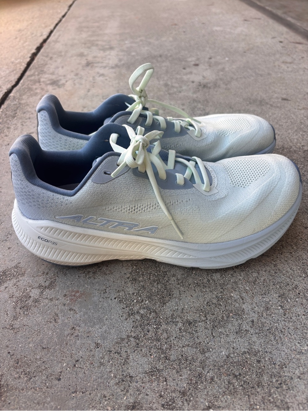 Altras Experience Flow 3 Size 9.5